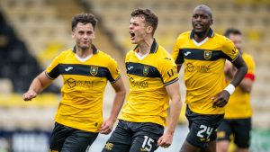 Livingston 3-1 Falkirk: el espectacular ataque de Lewis Smith ayuda a Livi a escudriñar a Bairns en la Premier League escocesa