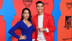El espectacular anillo de compromiso que Cristiano Ronaldo le regaló a Georgina Rodríguez: valor, tamaño y dónde lo compró CR7 | Carrying Facts Spain