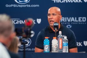 ‘Dog indignante’ Russo frota la sal sobre el daño de Penn Relate con los comentarios reúnes a la clasificación de la encuesta AP de pretemporada de James Franklin & Co.