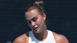 Inicio de Cincinnati: Elena Rybakina molesta a Aryna Sabalenka para planificar la asamblea de semifinales con IGA Swiatek