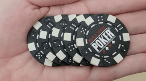 El maratón del póker: lecciones de las profundidades de Kenny Halaert dentro del partido predominante de WSOP | Deadspin.com