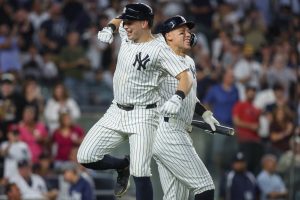 Deadspin | Los Yankees explotan tres jonrones, pesan nacionales