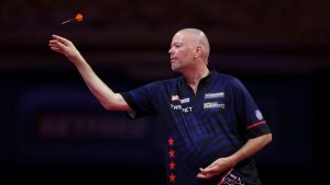 Trofeo Flandes Darts: Raymond Van Barneveld a través de Michael Smith noqueó en Bélgica