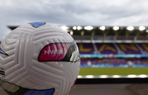 Deadspin | Roundup de NWSL: Equalizador de Slack de Race Win vs. Racing