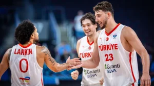 Alperen Sengun ilusiona a Turquía con su despertar en el Eurobasket 2025 | Sporting News Spain