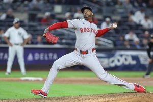 Deadspin | Informes: Extensión Crimson Sox Reach con LHP Aroldis Chapman