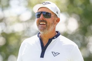 Phil Mickelson deja un consejo de drama criminal subestimado de Netflix, insta a los seguidores a visitar el restaurante mexicano el videos que se modificó en filmado