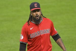 Deadspin | Guardians ‘Emmanuel Clase, Luis Ortiz permanece en racha en medio de la investigación