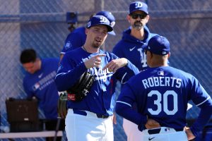 “Blake Snell solía ser honesto, ahora no gigantesco” – El gerente de los Dodgers, Dave Roberts, ofrece un veredicto brutal sobre el enfrentamiento de Pitcher contra Paul Skenes en 5-3 derrotas