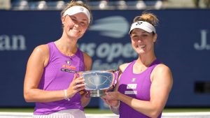 Originado de EE. UU.: Gabriela Dabrowski levanta el título de dobles de las mujeres apropiadas durante un año después de luchar contra el cáncer
