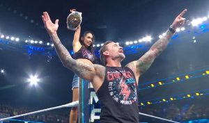 “Eres el campeón ahora” – AJ Lee declaró como el reciente campeón intercontinental de WWE Females de CM Punk después de Smackdown