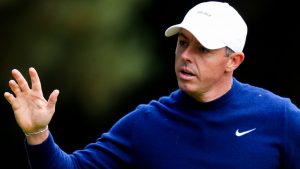 BMW PGA Campeonato: Ludvig Åberg comparte el liderazgo temprano en Wentworth mientras Rory McIlroy hace que la tartamudez de apertura