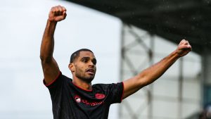 Falkirk 1-2 St Mirren: Declan John y Mikael Mandron Fire Saints para obtener la primera temporada