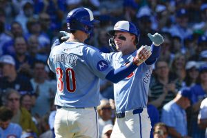 Deadspin | Los cachorros galopan en el modo de vitalidad en ruta 12-1 sobre cardenales