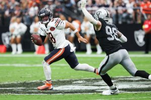 Deadspin | TD tardío, el bloque de uso de campo Hang Bears Raiders anteriores
