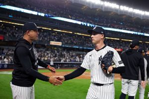 “¡Los Yankees no merecen a Max Fried!” – Los seguidores implosionan cuando Luke Weaver arruina $ 218 millones de TIEMPLE DE BIG TITLE EN LA Pérdida 3-1 vs. Red Sox