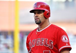 “Dios, aborrecería esto” – Los fanáticos de los Angelinos miran las nubes de tormenta sobre Albert Pujols en probable rol de