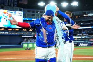 Deadspin | Azuleos de los playoffs de los playoffs que salen con Blowout of Yankees