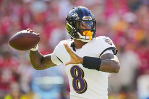Giro muerto | El mariscal de campo de los Ravens, Lamar Jackson, permanece fuera por una lesión en el tendón de la corva