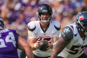 Giro muerto | Con QB Kyler Murray cuestionable, Cardinals elevan a Kedon Slovis
