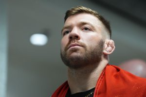 Dricus du Plessis tiene una respuesta firme mientras Merab Dvalishvili intenta hacer historia en UFC 323