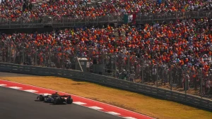 Dónde y cómo ver en vivo y gratis la carrera de F1 2025 en Estados Unidos hoy: TV y streaming online del GP en Austin | Wearing Files Spain