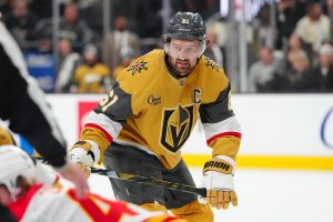 Giro muerto | El capitán de los Golden Knights, Stamp Stone (muñeca), estará fuera semana tras semana