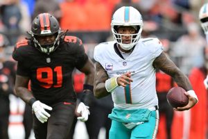 Giro muerto | Tua Tagovailoa sigue siendo el QB titular de los Dolphins