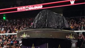 Presentaciones de campeones de la WWE con muletas; Título de manos para nombre alto y ancho