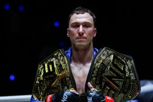 “Estoy buscando inventar un pasado histórico” – Roman Kryklia intrigante para la gran pelea por el título mundial contra Samet Agdeve en ONE Fight Night 37