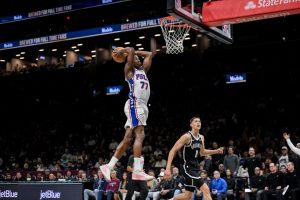 Giro muerto | Kelly Oubre Jr.se sale antes de salir (tobillo) en la red de los 76ers sobre los Nets