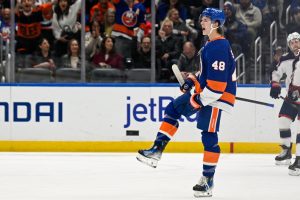 Giro muerto | Los isleños se unen por dos necesidades aburridas para aturdir a los Blue Jackets