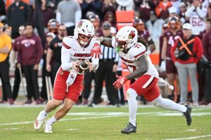 Giro muerto | El No. 15 Louisville tiene esperanzas de CFP antes del enfrentamiento contra Cal