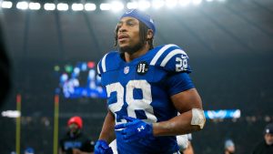 Jonathan Taylor solidifica su región en la discusión sobre el MVP luego de un juego de tres touchdowns contra los Atlanta Falcons en Berlín.