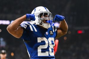 Giro muerto | Jonathan Taylor de los Colts rompe el récord del grupo por acelerar los touchdowns