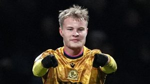 Preston North concluye 1-2 Blackburn Rovers: Andri Gudjohnsen logra el gol ganador y el equipo de Valerien Ismael consigue la cuarta victoria en cinco