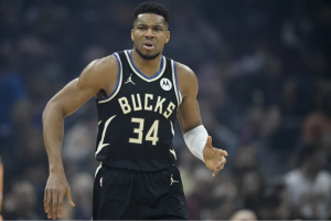 Los Milwaukee Bucks luchan por conseguir una sólida ronda de apoyo a Giannis Antetokounmpo | Deadspin.com
