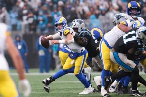 Giro muerto | Resumen de la NFL: los Panthers obstaculizan a Matthew Stafford y detienen el ataque de los Rams