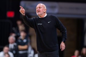 Giro muerto | Finley Bizjack aporta 29 mientras Butler se encarga de Jap Michigan