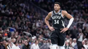 Giannis Antetokounmpo y Milwaukee Bucks evalúan un traspaso de la superestrella de la NBA | Wearing News Spain