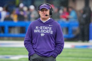 Giro muerto | Chris Klieman deja su puesto en Okay-Snarl; Se informa que el QB descolorido Collin Klein se intercambiará