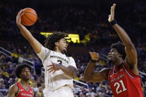 Giro muerto | Morez Johnson Jr. lleva al No. 3 Michigan a derrotar a Rutgers