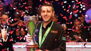 Tag Selby detiene la lucha de Judd Trump para descubrir el Campeonato del Reino Unido en York por primera vez desde 2016