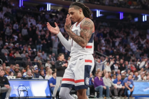 Selecciones de baloncesto universitario para el viernes: UConn vs. Texas y apuestas más simples | Deadspin.com