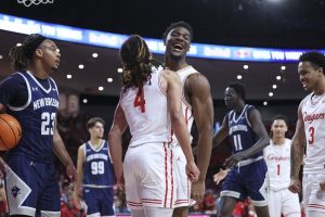 Giro muerto | El No. 7 Houston agota el ataque anotador equilibrado para aplastar a Nueva Orleans
