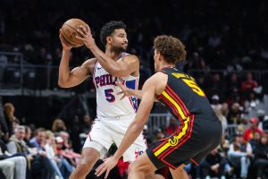 Giro muerto | Los Hawks continúan con el reciente dominio de los 76ers con un triple