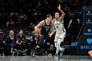 Giro muerto | Los Nets ejercen un asalto anotador equilibrado para bombardear a los Bucks