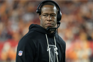 Las tres decepciones más brillantes de la temporada 2025 de la NFL | Deadspin.com