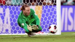 Quién es Matvéi Safonóv: el héroe inesperado del PSG que atajó cuatro penales vs. Flamengo e hizo un récord en la Intercontinental | Sporting News Spain