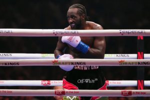 Giro muerto | La OMB ordena pelea por el título de Hamzah Sheeraz tras el retiro de Terence Crawford